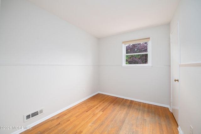 540 Sherman Avenue, Belford, NJ 07718