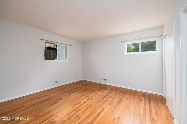 540 Sherman Avenue, Belford, NJ 07718