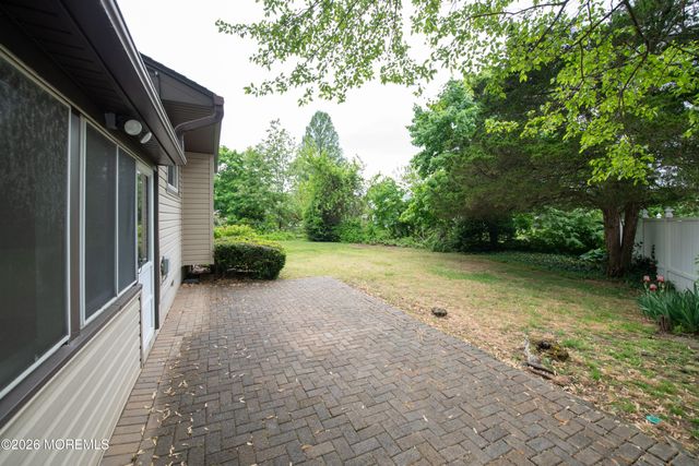 540 Sherman Avenue, Belford, NJ 07718