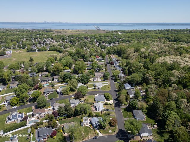 540 Sherman Avenue, Belford, NJ 07718
