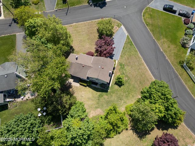 540 Sherman Avenue, Belford, NJ 07718