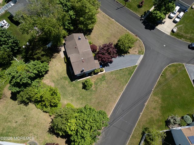 540 Sherman Avenue, Belford, NJ 07718