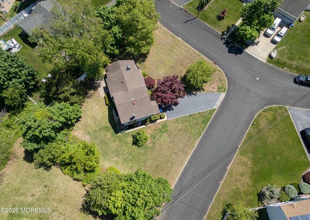 540 Sherman Avenue, Belford, NJ 07718