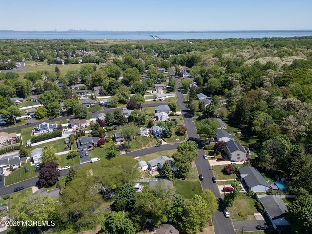 540 Sherman Avenue, Belford, NJ 07718