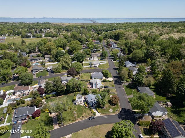 540 Sherman Avenue, Belford, NJ 07718