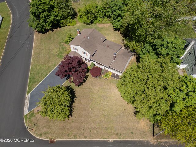540 Sherman Avenue, Belford, NJ 07718