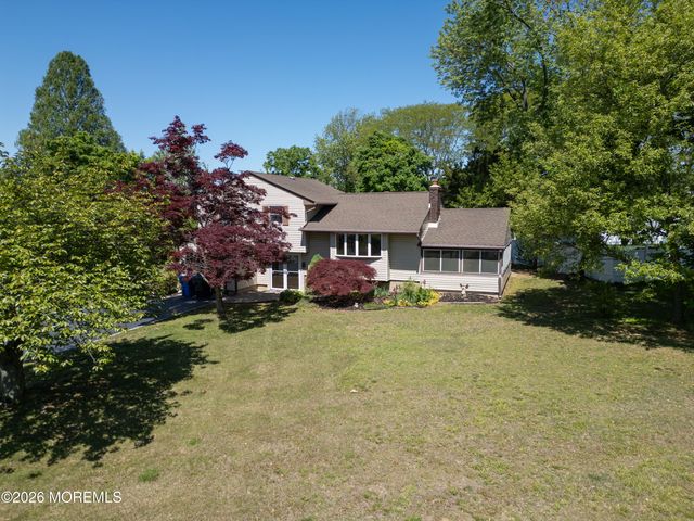 540 Sherman Avenue, Belford, NJ 07718