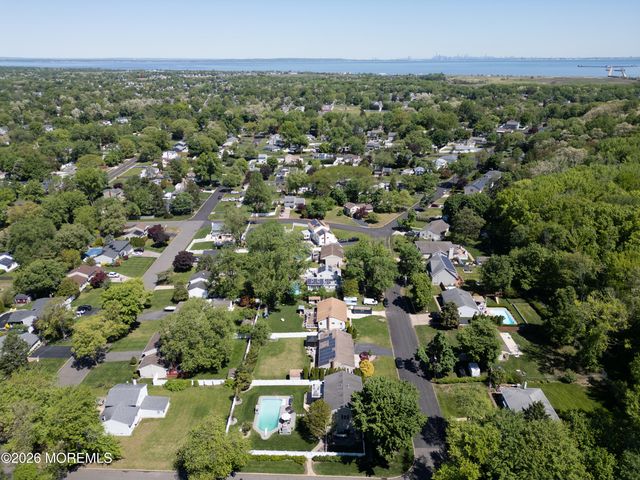 540 Sherman Avenue, Belford, NJ 07718