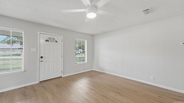 52 Persimmon DR, Wimberley, TX 78676