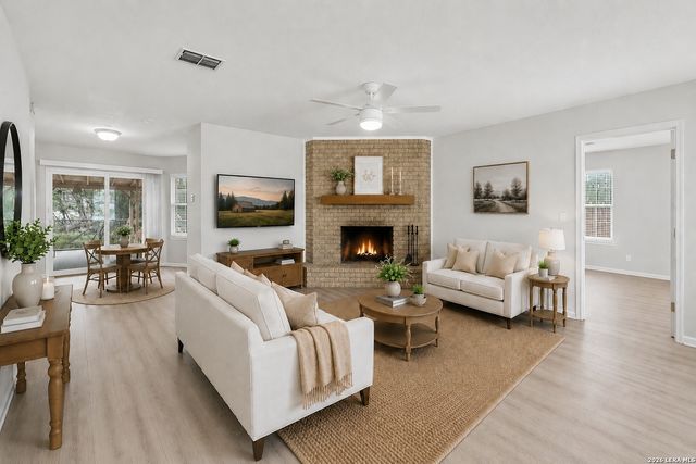 52 Persimmon DR, Wimberley, TX 78676