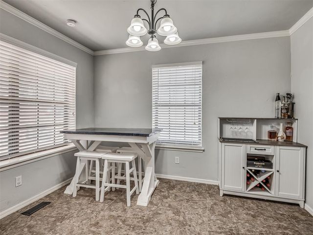 6100 Lillian Lane, Newalla, OK 74857
