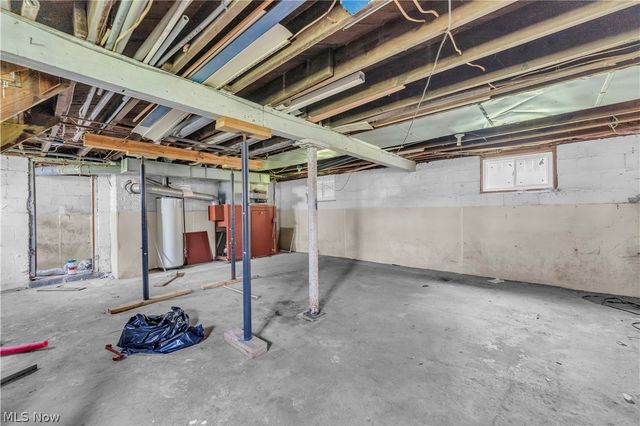 317 Illinois Avenue, Lorain, OH 44052
