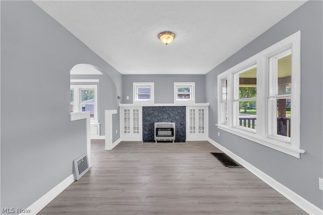 317 Illinois Avenue, Lorain, OH 44052
