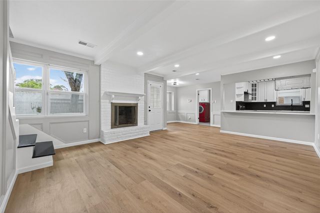 11519 Piping Rock Drive, Houston, TX 77077