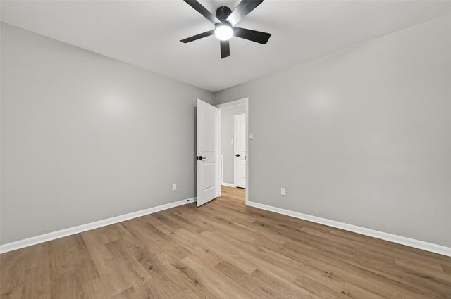 11519 Piping Rock Drive, Houston, TX 77077