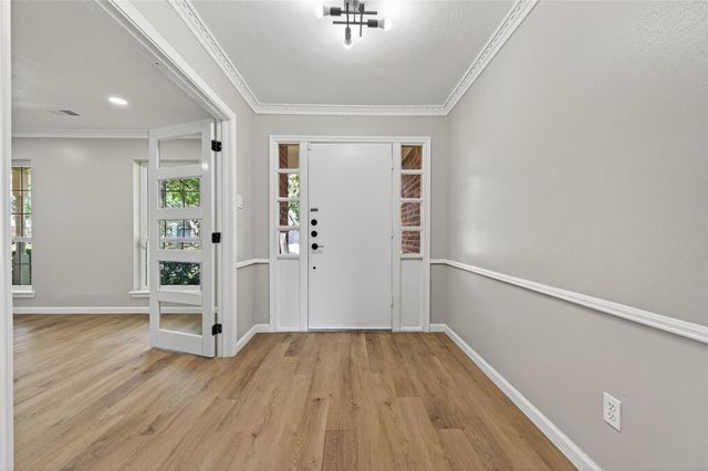 11519 Piping Rock Drive, Houston, TX 77077