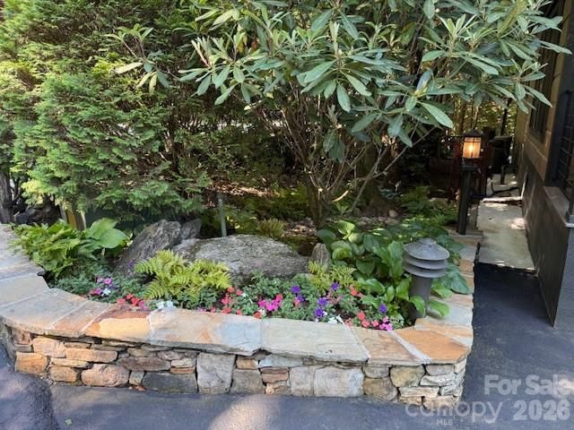 26 S Cumberland Drive, Lake Toxaway, NC 28747