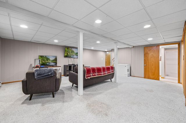 4171 Summit Lane, White Bear Twp, MN 55110