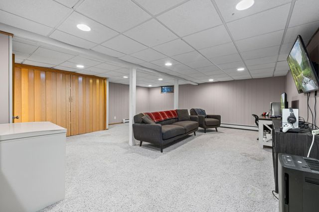 4171 Summit Lane, White Bear Twp, MN 55110