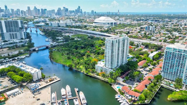 1901 S River Drive 12B, Miami, FL 33125