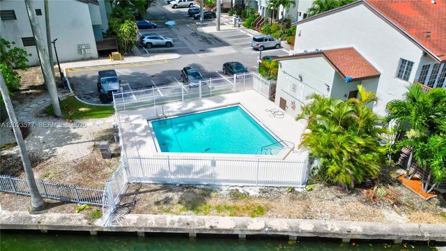 1901 S River Drive 12B, Miami, FL 33125
