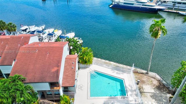 1901 S River Drive 12B, Miami, FL 33125