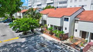 1901 S River Drive 12B, Miami, FL 33125