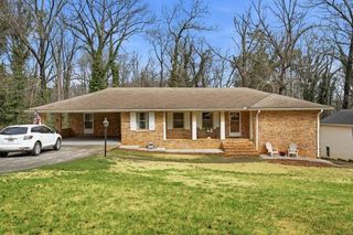 552 Ben SW Court, Lilburn, GA 30047