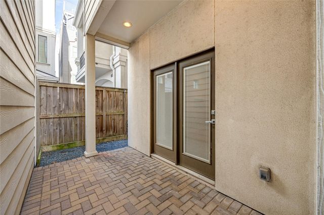 802 W Drew Street, Houston, TX 77006