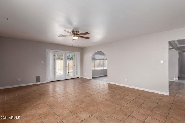 5138 W Desert Cove Avenue, Glendale, AZ 85304