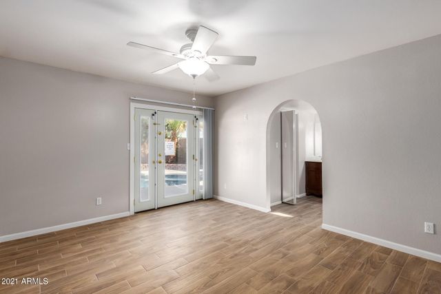 5138 W Desert Cove Avenue, Glendale, AZ 85304