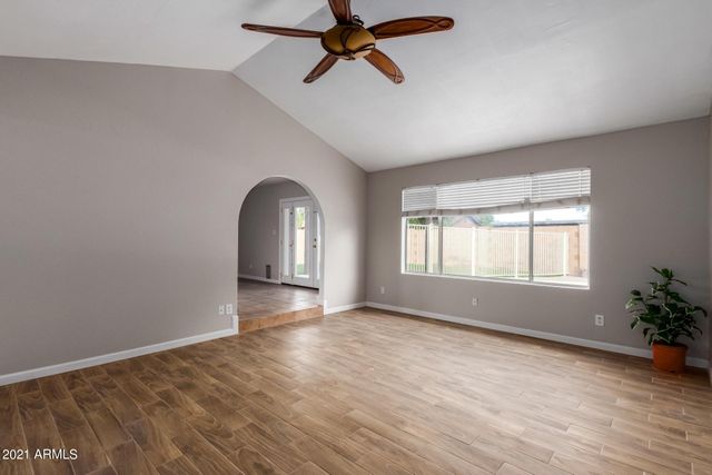 5138 W Desert Cove Avenue, Glendale, AZ 85304