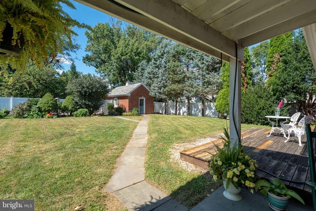 1418 ESBENSHADE RD, Lancaster, PA 17601