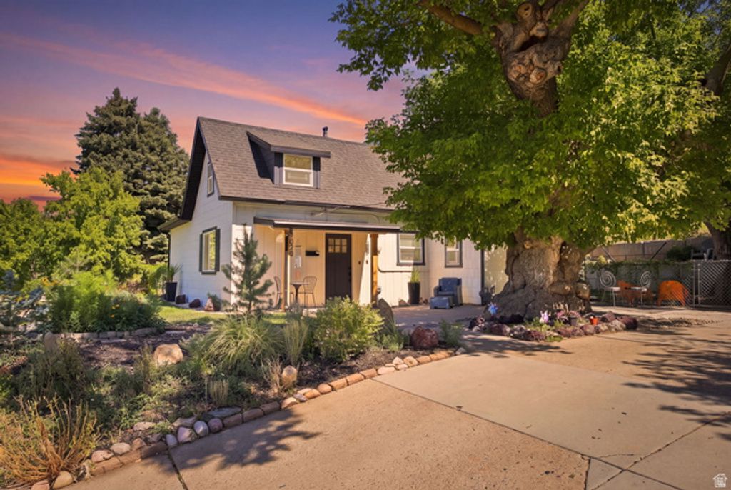 2020 ROBINS AVE, Ogden, UT 84401 — exterior