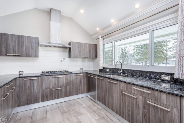 6026 Via Toscana Street, Troy, MI 48085