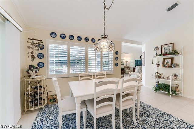 2059 Imperial CIR, Naples, FL 34110