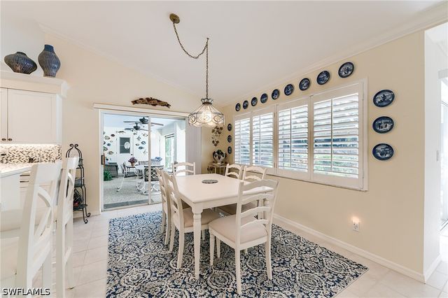 2059 Imperial CIR, Naples, FL 34110