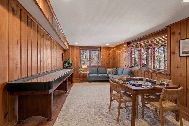 609 Waterman Circle, Edina, MN 55343