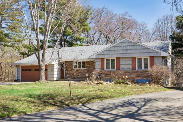 609 Waterman Circle, Edina, MN 55343