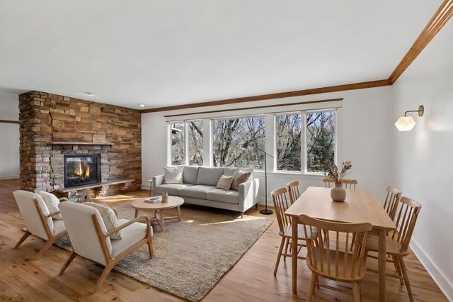 609 Waterman Circle, Edina, MN 55343