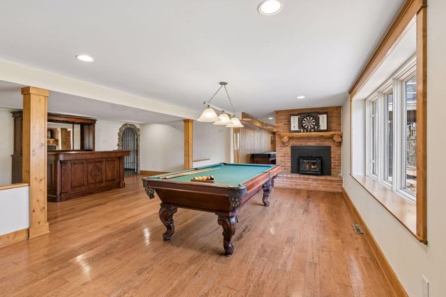 609 Waterman Circle, Edina, MN 55343