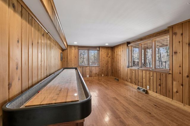 609 Waterman Circle, Edina, MN 55343