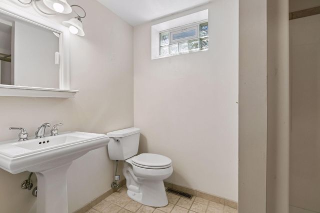 609 Waterman Circle, Edina, MN 55343