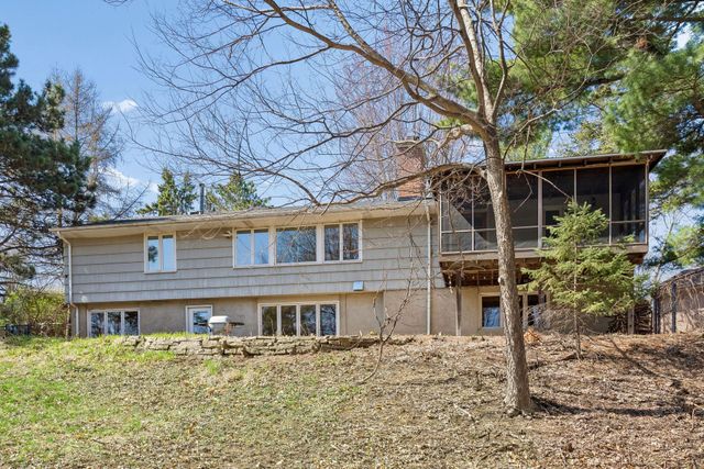 609 Waterman Circle, Edina, MN 55343