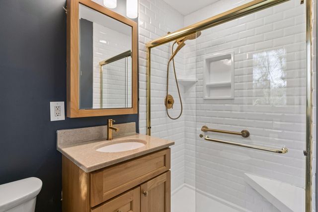 609 Waterman Circle, Edina, MN 55343