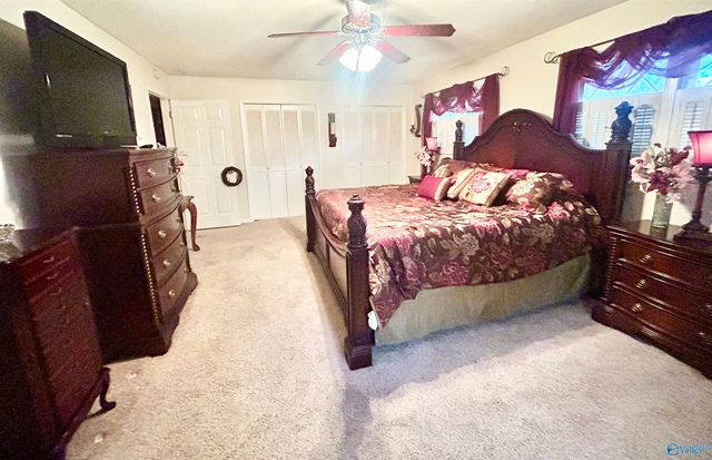 400 Lonz Lonz St., Gadsden, AL 35903