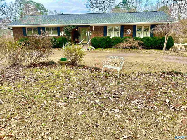 400 Lonz Lonz St., Gadsden, AL 35903