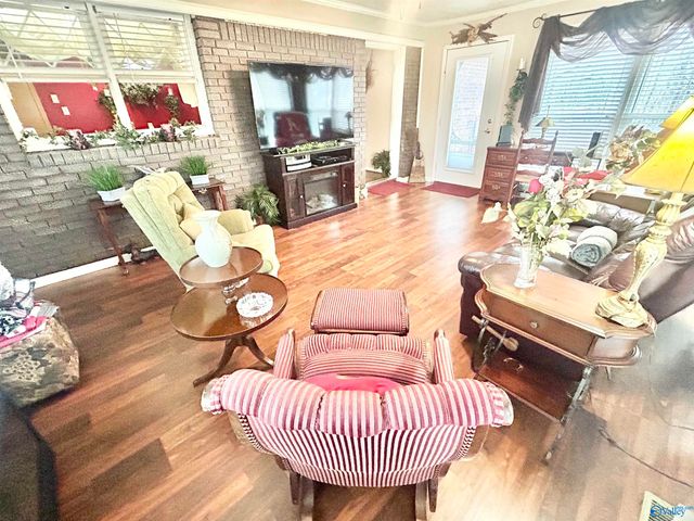 400 Lonz Lonz St., Gadsden, AL 35903