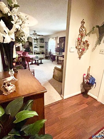 400 Lonz Lonz St., Gadsden, AL 35903