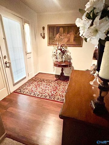 400 Lonz Lonz St., Gadsden, AL 35903